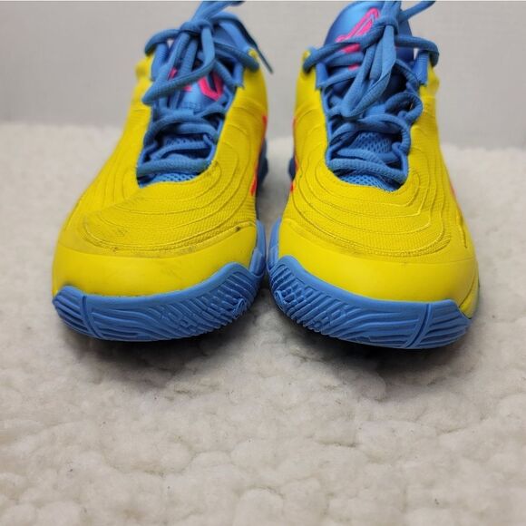 Nike Giannis Immortality 4 Mens Sneaker Size 5 Yellow Blue Basketball Shoes - Picture 2 of 11